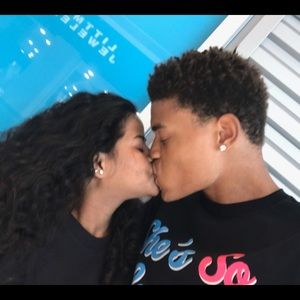 Meet your Posher, Elijah